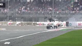 The biggest crash in formula 1 wtf!!!???? incredible