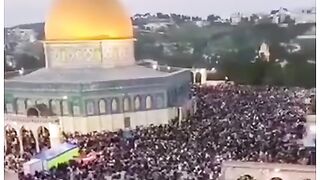 Alquds Allah o Akbar ke naron se gonj utha