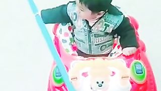 Cute Moiz Playing