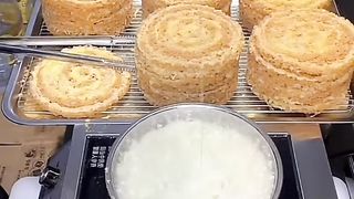 Delicious fried snacks.