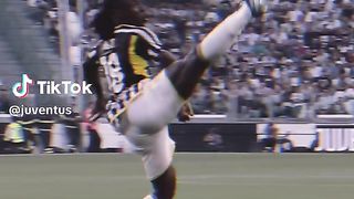 This insane Moise Kean control ????