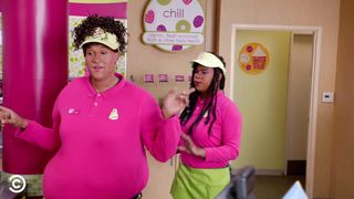 The Perks of Working at a Froyo Shop - Key & Peele
