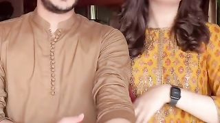 Yeah Larki To Kuch Zeyada Pabundi