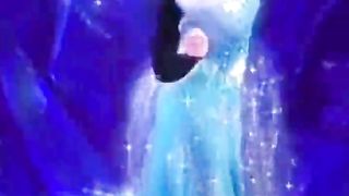 Clay Sculpture: How to create a polymer clay sculpture of Elsa from Frozen