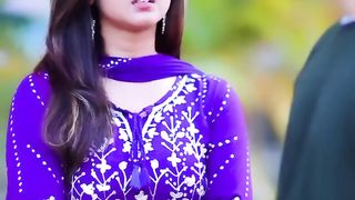 Itni Girls Farend Na Baba Na