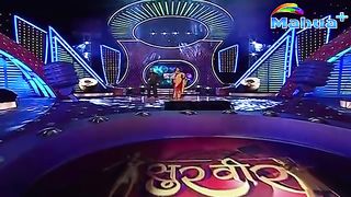 Hum_Tumhe_Itna_Pyar_Karenge_LIVE_Performance_By_Anuradha_Paudwal___Mohammed_Aziz_Surveer_Mahua_Plus(360p).