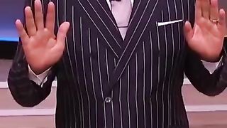 That's one reason to be late | Steve Harvey |