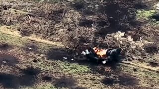 Ukrainian Special Forces open fire on Russian positions in Bakhmut