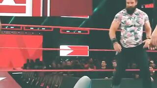 SETH ROLLING AND ROMAN REIGNS SAVES DEAN AMBROSE THE SHIELD ATTITUDE FIGHT SCENE ????????????