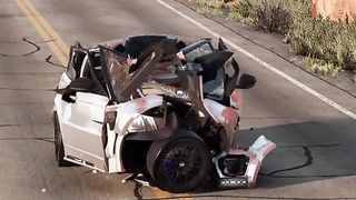 Range Rover Sport SVR L494 vs Bollard - BeamNG.Drive #shorts