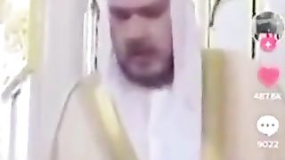 مولوی کہتے ہیکہ یہ کام سعودی عرب میں نہیں ہوتا