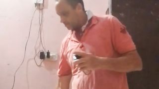 Vou botar perfume é pra ficar bem cheiroso