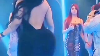 Arabian Dance. Nice body