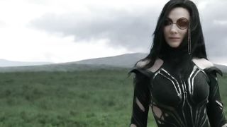 Hela but fails to catch Thor's Hammer 1:37