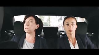 Taxi 5 course poursuite Ferrari 3:27