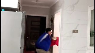 Pergaduhan Adik sama Kakak