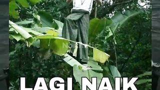 Lagi Di Atas