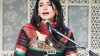 dil-e-nādāñ tujhe huā kyā hai   āḳhir is dard kī davā kyā hai