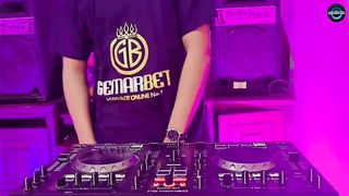 DJ ON THE FLOOR REMIX