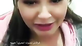 سارة رواني (المراكشية) كاتكفت???? وسط الأيف سخون????????. mp4