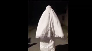 Absurd meme gokil