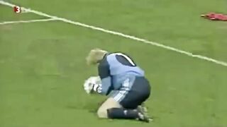 Top 10 Penalty Saves ● Heroic Goalkeepers Saves