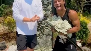Can you slice a bullet with a Katana for 20k?? (I thought it was impossible)