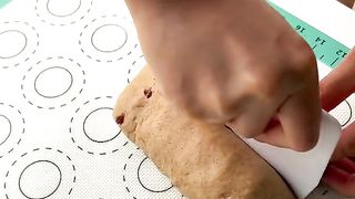 Cinnamon Raisin Bagel