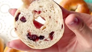 Cranberry Bagels