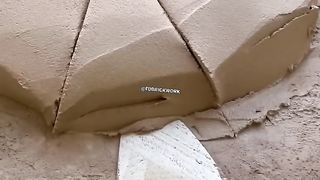 Bricklaying - Mortar cake
