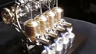 Four cylinder stirling engine