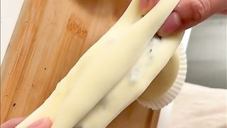 Mochi. Oreo filling
