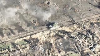 Ukraine Russia War | Russian Tank Enters Ukrainian Minefield near Avdiivka | RCF
