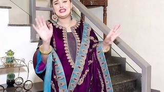 Meyaan Ko Itnaa Zalil Karna