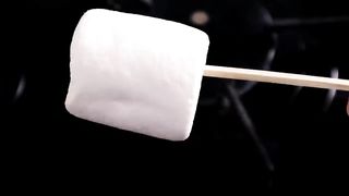 ASMR PEEL OFF ROASTED MARSHMALLOWS 요즘 유행하는 구운 대왕 마시멜로 COOKING & EATING SOUNDS MUKBANG 디저트 먹방