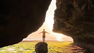 MEGICAL MOMENT NYANG-NYANG BEACH