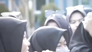 Menghayati sekali ya