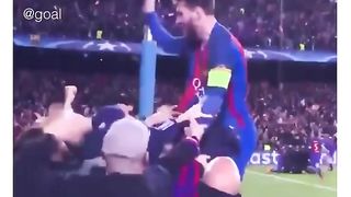 messi celebrating a comeback against PSG