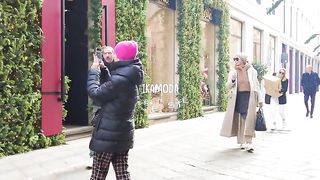 MILAN_STREET_STYLE_-_Winter_Fashion_ITALIAN_is_getting_ready_for_Christmas