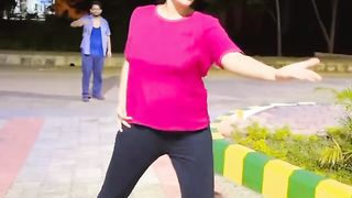 Dekho to sahi mujhe marne ki koshish .. end me bach gyi