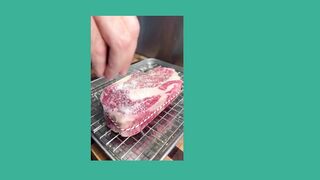 Steak with Peppercorn Sauce