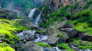 Natural video 82