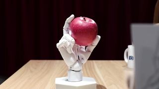 ARTIST SUPPORTITEM -Tried drawing by moving the model of the hand|Stop Motion