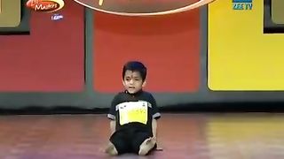 What a cute dance by little kid.