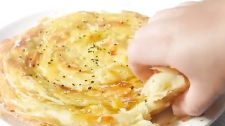 Mazaidar Lachedar Tandoori Paratha Unique Style Crispy Paratha Recipe ♥️♥️♥️