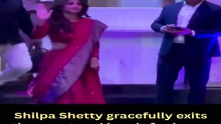 Shilpa Shetty gracefully exits the event and heads for home #shilpashetty #shorts #viral #youtubeshorts #trending #shortvideo #ytshorts