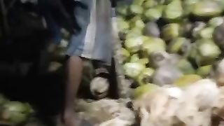 easy way to peel coconut in the countryside