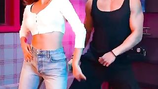 Tiger Shroff Trending Hook Steps with Jhanvi Kapoor