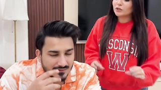 Agar Bola Nain Jata To Sara Saal