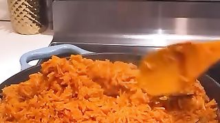 Perfect jollof rice & chicken recipe ( subscribe &  on add )